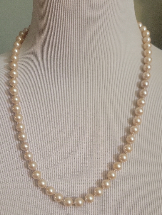 Monet Jewelry - Vintage Monet 22" Simulated Pearl Necklace